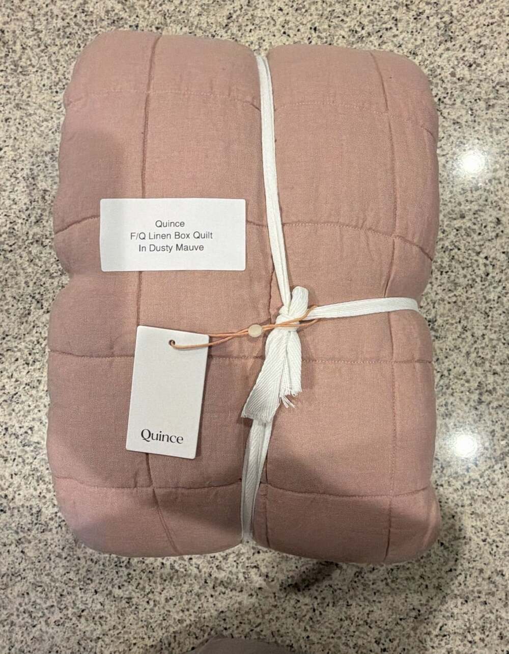 Quince F/Q Linen Box Quilt in Dusty Mauve